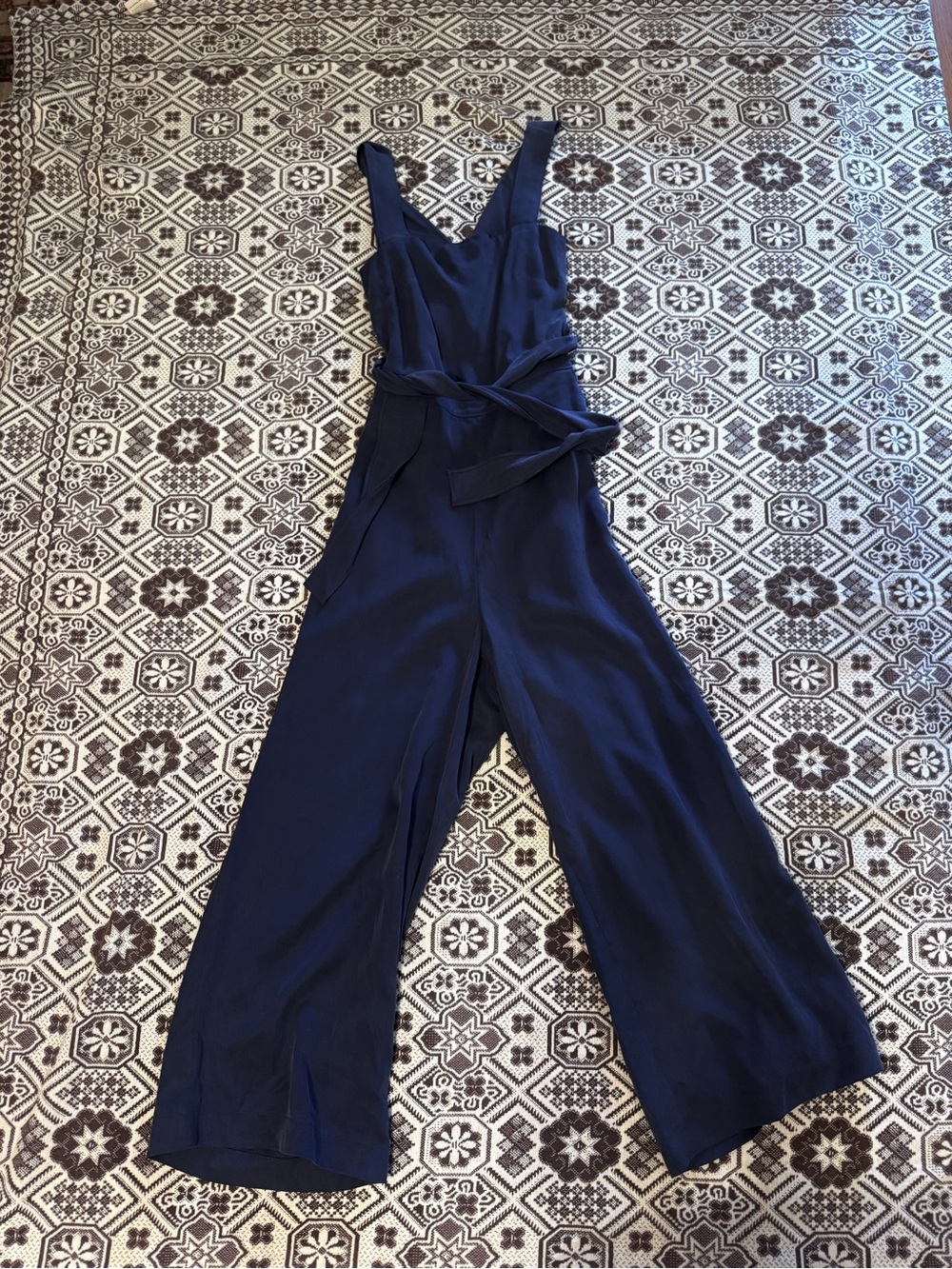 VETTA Navy Sleeveless Wide-Leg Jumpsuit with Tie Waist